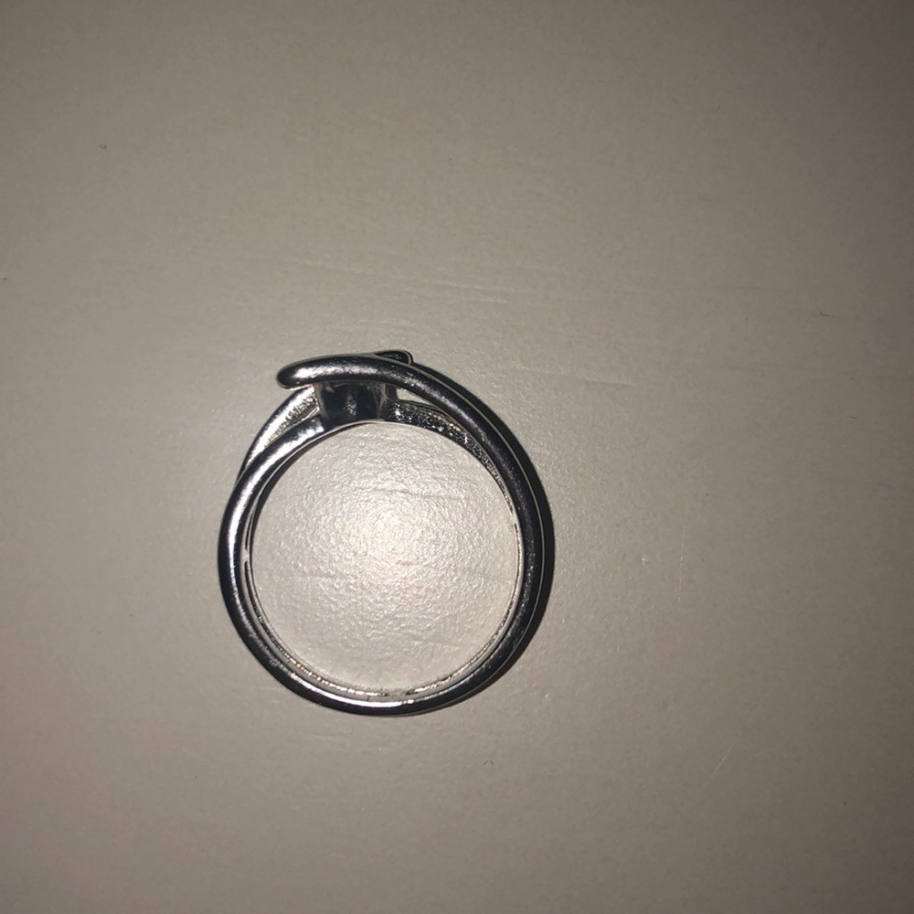 Diamond ring - Picture 3 of 3